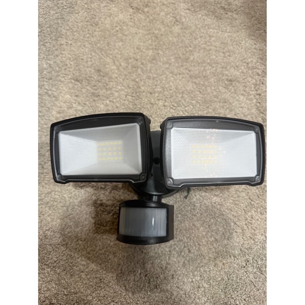 LEPOWER Motion Activated LED Outdoor Light Black 28W DS-90-931A-10 Security‎